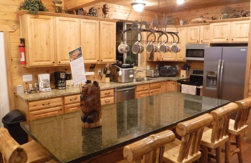 Tollgate Canyon Cabin | High Mountain Cabin, Spectacular Views, Minutes from Park City + Bunk House