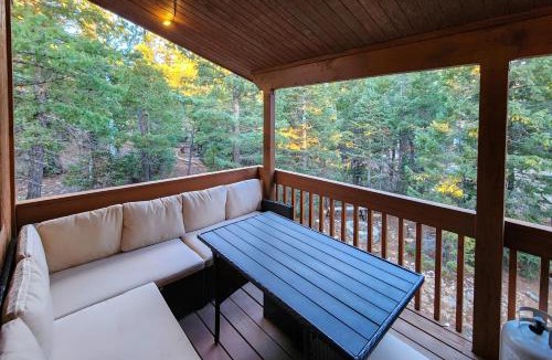 Meadow View Heights House | High Noon Hideaway: Zion Cabin w/Fire Pit!