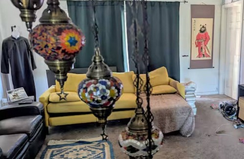 San Marcos Bed & Breakfast | High Tech 420 Oasis - Smart Home with gourmet kitchen, gym, and concierege