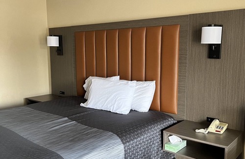 Enterprise Hotel | Highland Inn