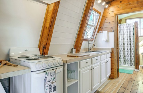 Lake Montezuma Cabin | Hike, Bike & ATV! A-Frame Rimrock Cabin w/Views