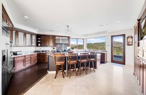 Poway House | Hillside Family Oasis: Infinity Pool & Sunset Spa w/o Guesthouse