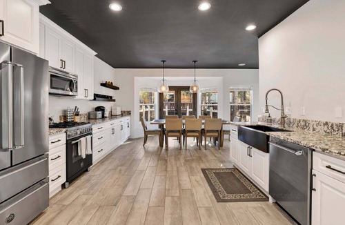 The Village Ski Chalet | Hillside Hideaway #603