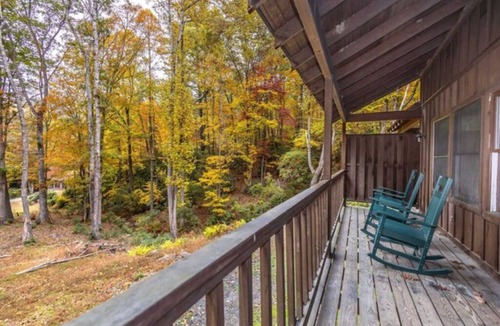 Springmaid Mountain Apartment | Hillside Triplex Main
