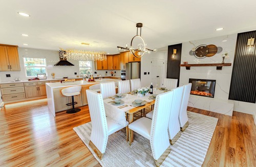 Valle Lindo House | Hilltop Luxury Estate with Panoramic Views in Gated Community