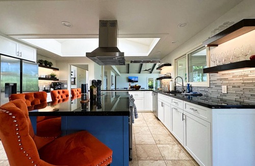 Fallbrook Villa | Hilltop Villa, Guesthouse & Casita with Pool Oasis