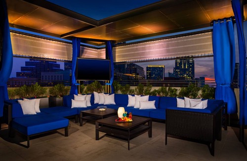 Waller Creek District Hotel | Hilton Austin