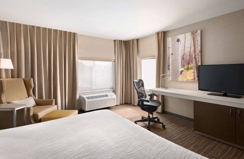 Woodlands Village Hotel | Hilton Garden Inn - Flagstaff