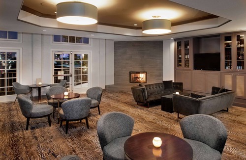 Downtown San Diego Hotel | Hilton San Diego Airport/Harbor Island