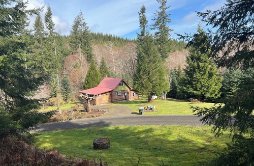 Raymond Cabin | Historic 1896 Cabin Retreat on 70-Acre Private Forest