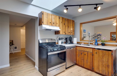 Warrenton House | Historic Oregon Home: Walk to Parks & Dining!