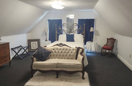 Point Arena House | Historical Wharf Master's House from 1800's-up on a bluff with ocean view