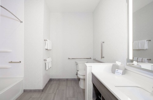 Chehalis Hotel | Holiday Inn Express Chehalis-Centralia by IHG