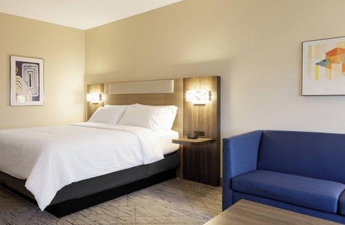 Chehalis Hotel | Holiday Inn Express Chehalis-Centralia by IHG