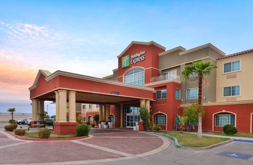 El Centro Hotel | Holiday Inn Express Hotel & Suites El Centro, an IHG Hotel
