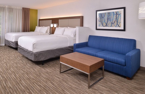 Lacey Hotel | Holiday Inn Express & Suites Lacey – Olympia by IHG