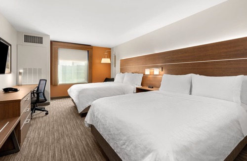 Sumner Hotel | Holiday Inn Express Suites Sumner by IHG