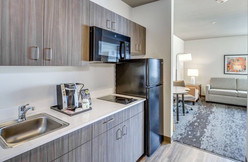 Bellingham Hotel | Holiday Inn & Suites Bellingham by IHG