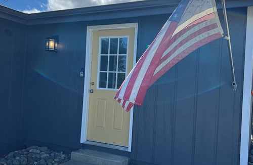 Sequim Cottage | Holly House in Sequim