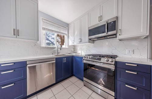 North Hollywood House | Hollywood Gem - 3BR House with Free Parking and Outdoor Space