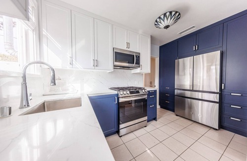 North Hollywood House | Hollywood Gem - 3BR House with Free Parking and Outdoor Space