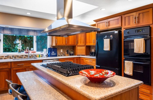 Hidden Valley House | Home away from home - With Private Pool & Close to the beach
