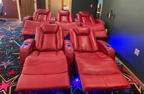 Grants Pass House | Home Theater - Gamer Ready! Suite A