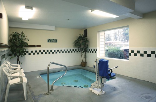 West Portland Park Hotel | Hospitality Inn