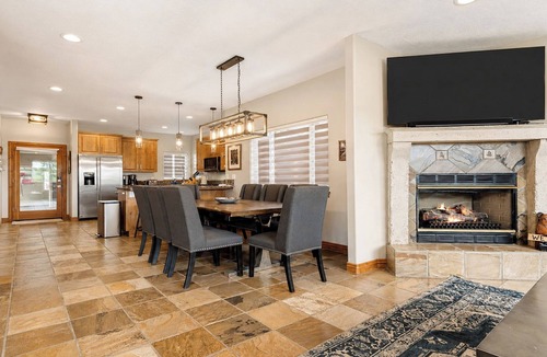 Bear Hollow Village House | Hot Tub, 2 Mi to Cabriolet Lift: Family Mtn Escape