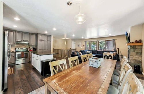 Tahoe Paradise Cabin | Hot Tub, Game Room, Dog Friendly + Fenced, 9 Beds