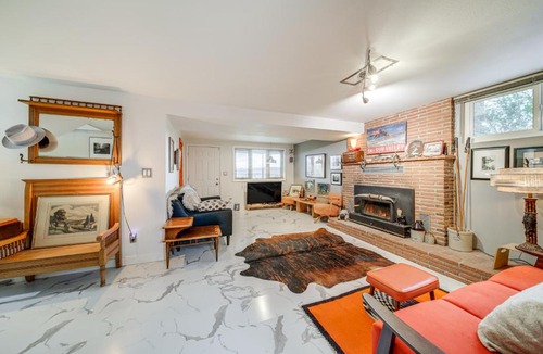 Clarkston Heights-Vineland Apartment | Hot Tub & Sweeping Views: Apt in Clarkston!