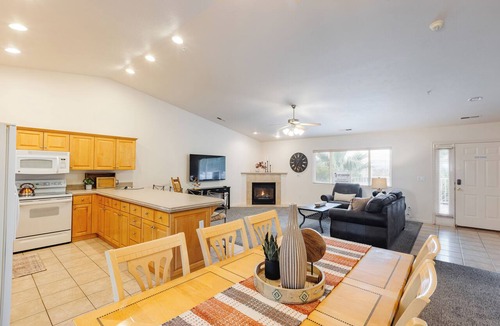 St. George Condo | Hot Tubs + Indoor Pool! | All Inclusive Amenities | Poolside | Strong Wifi | Great Value | #1017