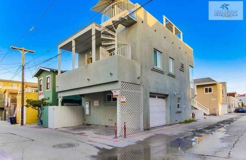 Mission Beach House | House ∙ 2 bedrooms ∙ 8 guests