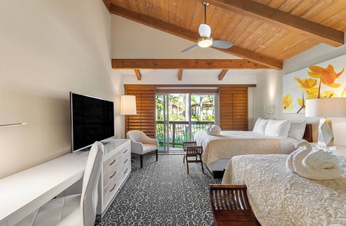 La Playa Hotel | Humphreys Half Moon Inn