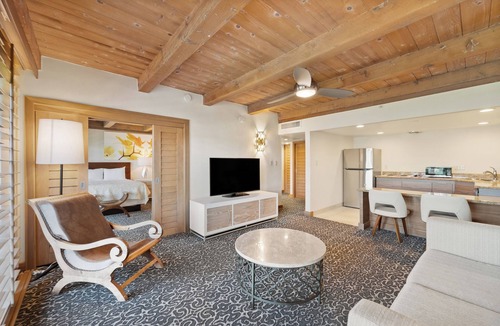 La Playa Hotel | Humphreys Half Moon Inn