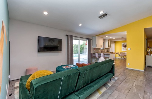 Palm Springs House | Iconic 4-bedroom vacation home, 5 min from Downtown Palm Springs, City ID#4299