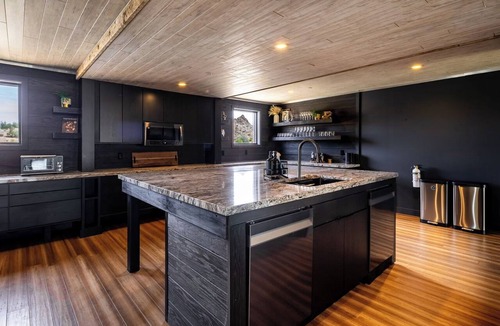 Yucca Valley House | Iconic 7,000sf Glass Villa w/2 Pools on 350 Acres