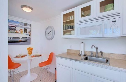 Twin Palms Condo | Iconic Condo, Fabulous Pool