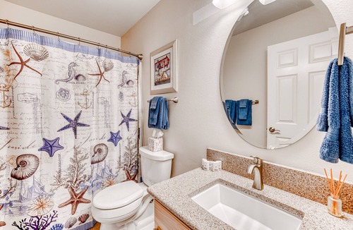 Westport Condo | Ideally located condo with pool, hot tub, grill, & beach gear - dog-friendly