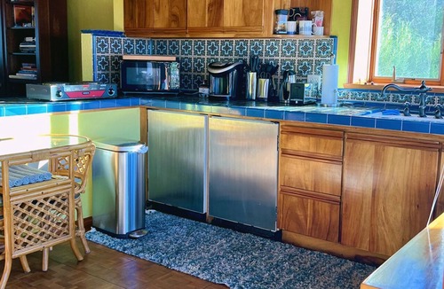 Del Mar Heights Apartment | In Search of Tiki - A huge studio with a smashing ocean view - Private & Cozy!