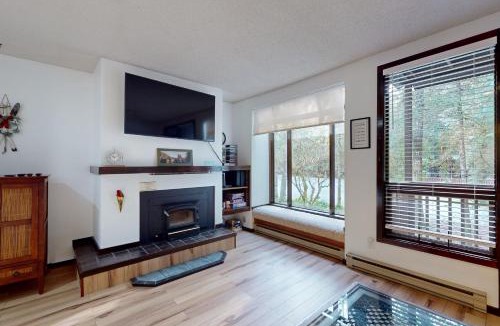 Glacier House | Indoor Pool & Game Room Access! Deming Mtn Escape