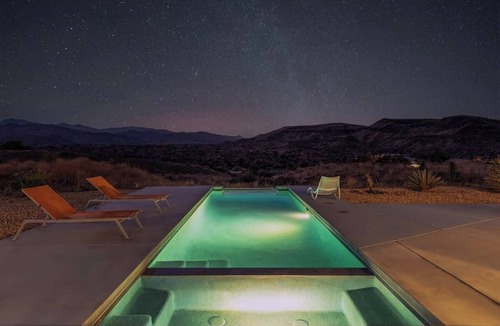 Pioneertown House | Infinity & Beyond By The Cohost Company
