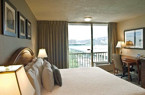 Lloyd District Hotel | Inn At The Convention Center