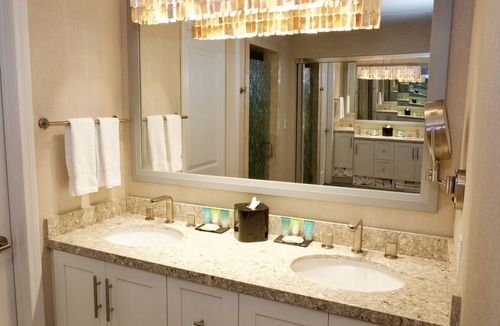Village of La Jolla Hotel | Inn By The Sea La Jolla