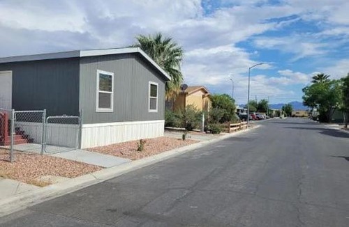 Sunrise Manor Apartment | Interesting Las Vegas 3 bd2 ba Mobile Reservation Book 7 nights