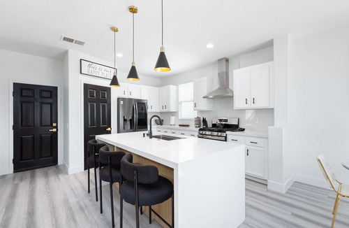 Coachella House | Interstellar w/Pool, Golf, & Game room/Sleeps 23!