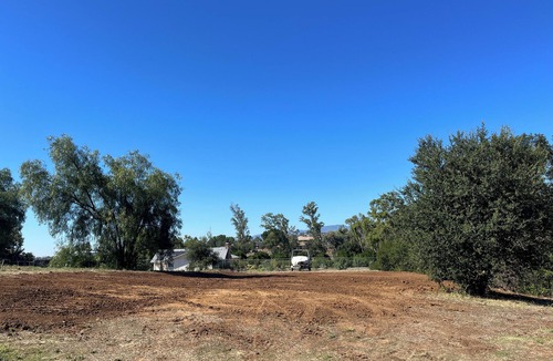 Valley Center House | Intimate and private oak grove micro venue!