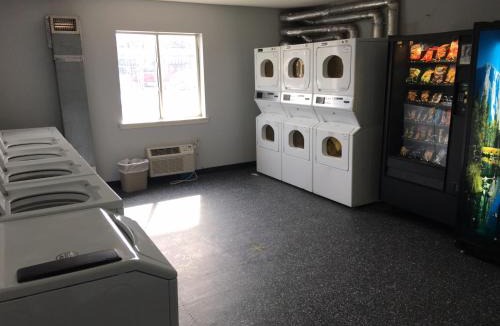 Woods Cross Hotel | InTown Suites Extended Stay Salt Lake City UT - Woods Cross