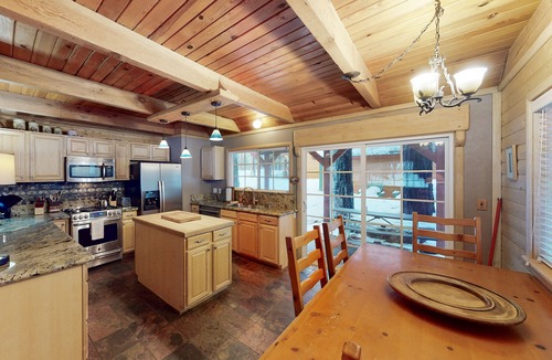 Bijou Park Acres House | Inviting home with pool table - near Heavenly & beaches