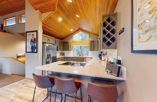 Deer Park House | Inviting house with hot tub, game tables, bikes, & partial mountain view